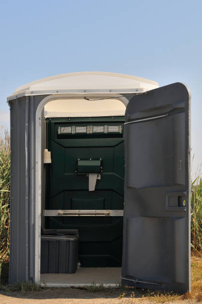 Best Handicap porta potty rental  in Point Baker, FL