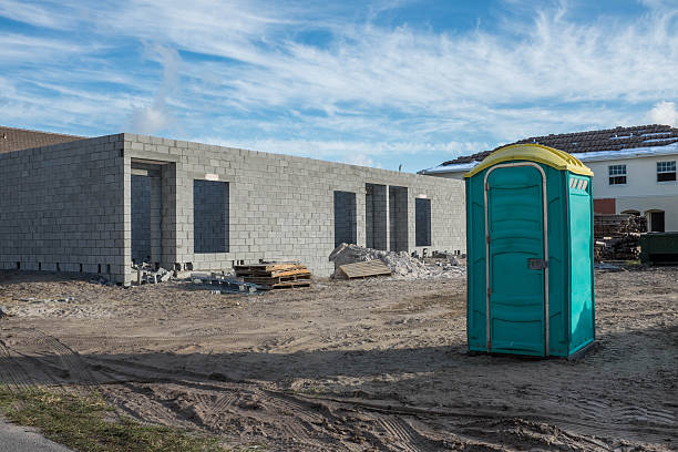 Best Portable restroom trailer rental  in Point Baker, FL
